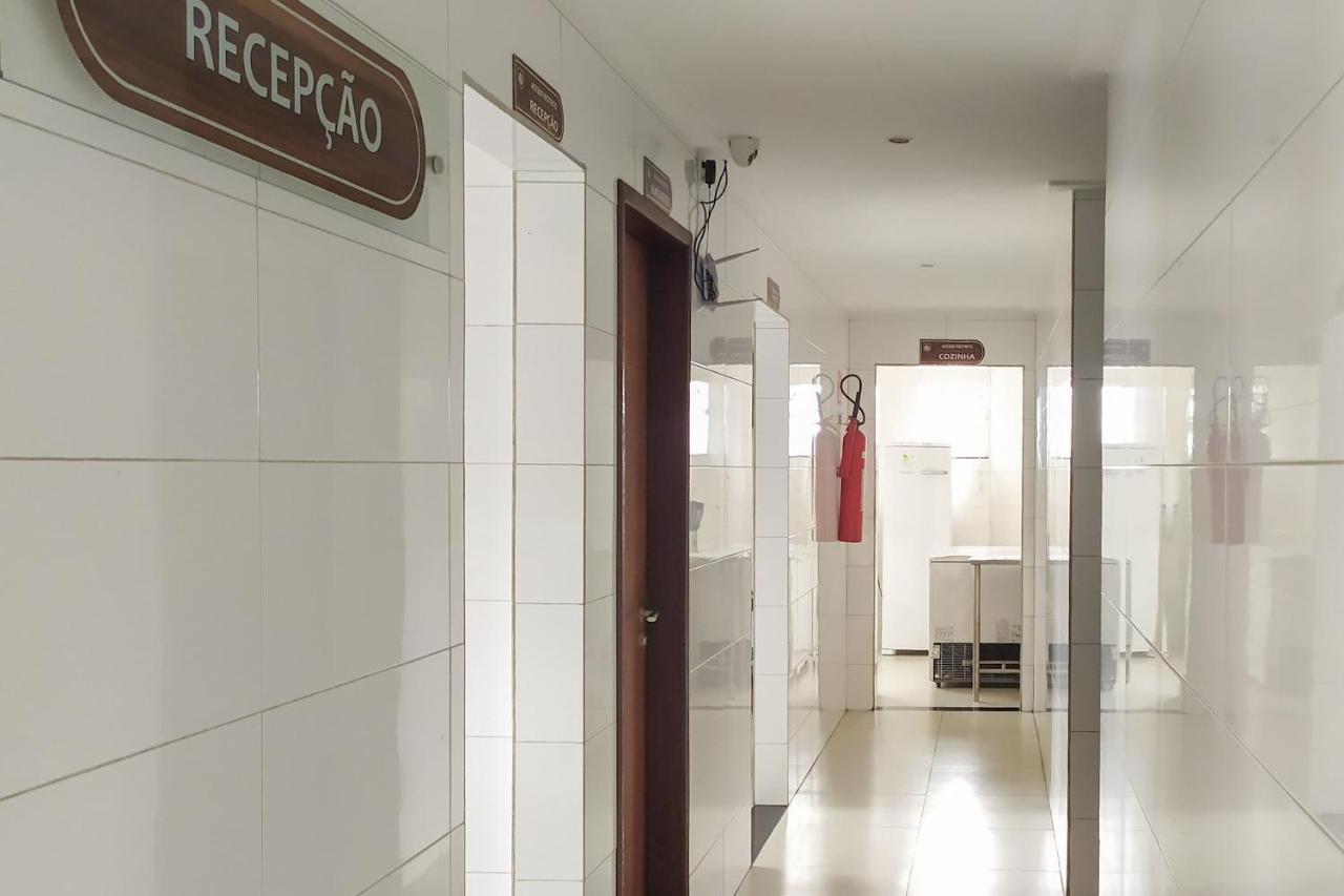 Oyo Hotel Valeria Сальвадор Экстерьер фото